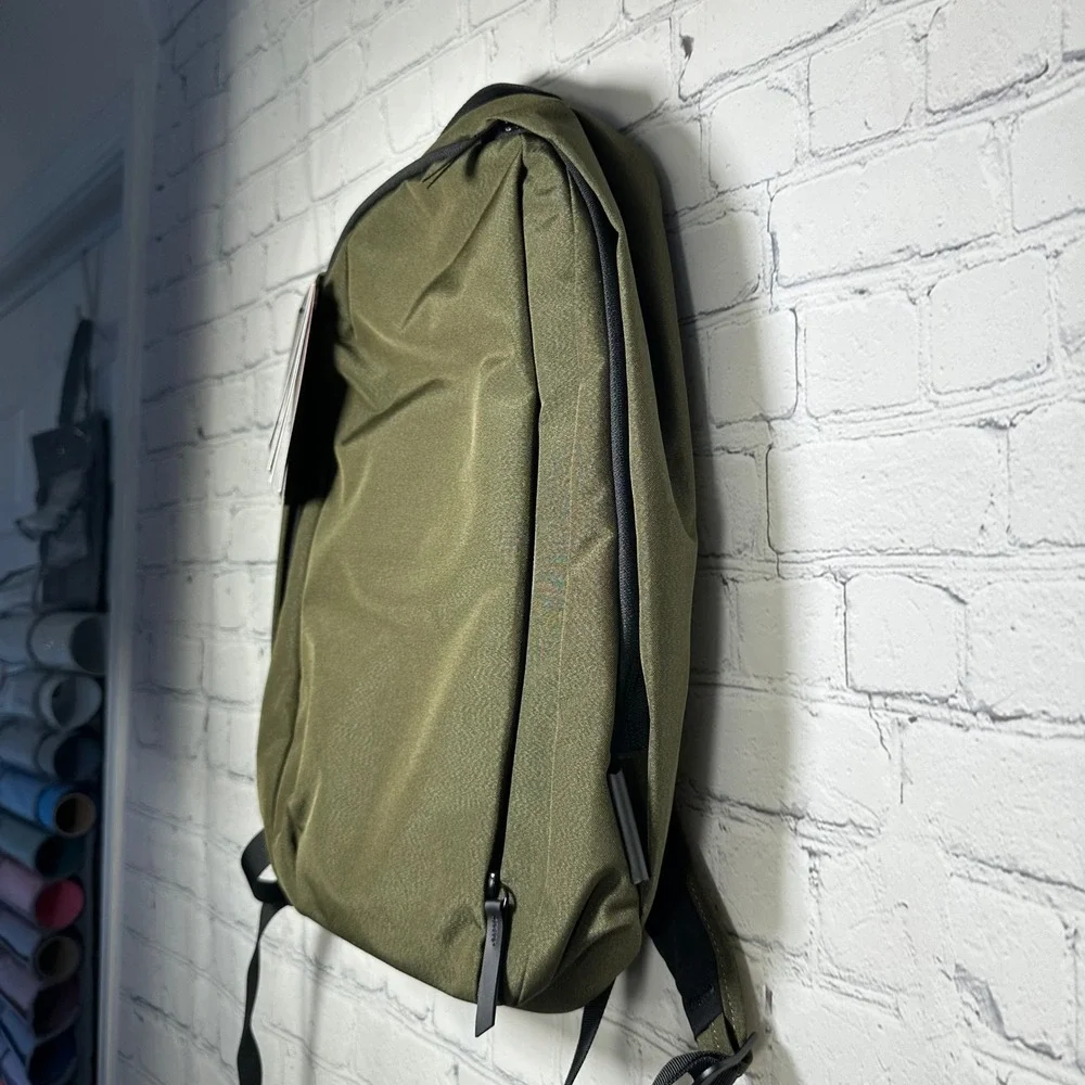 Alpaka Metro‎ Backpack 12L Olive Green Weatherproof 14